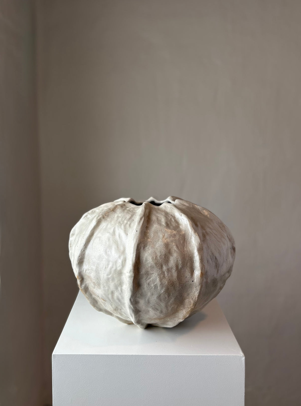 BOBLE VASE BEIGE - STOR