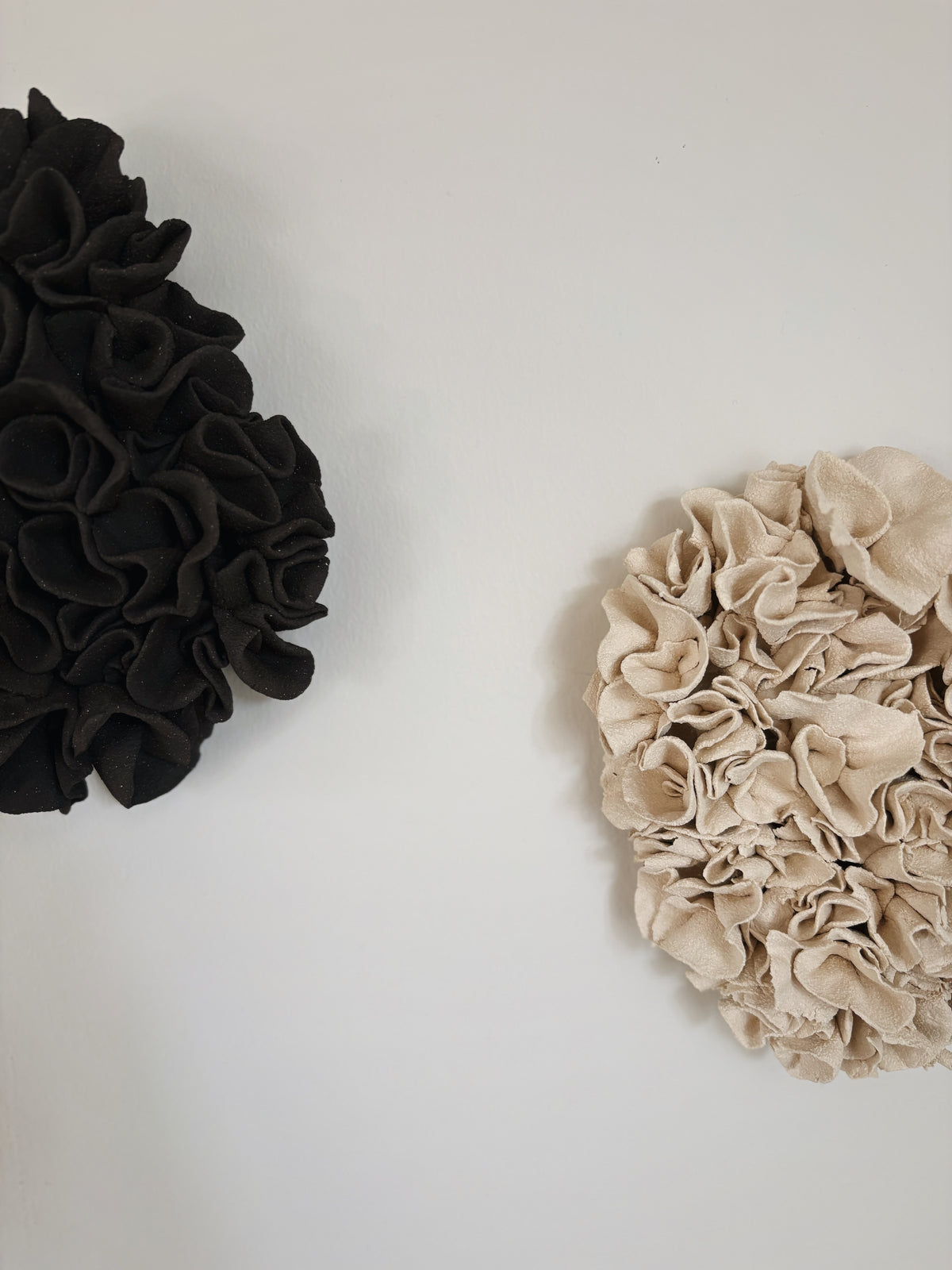 WALL DECO BEIGE 02