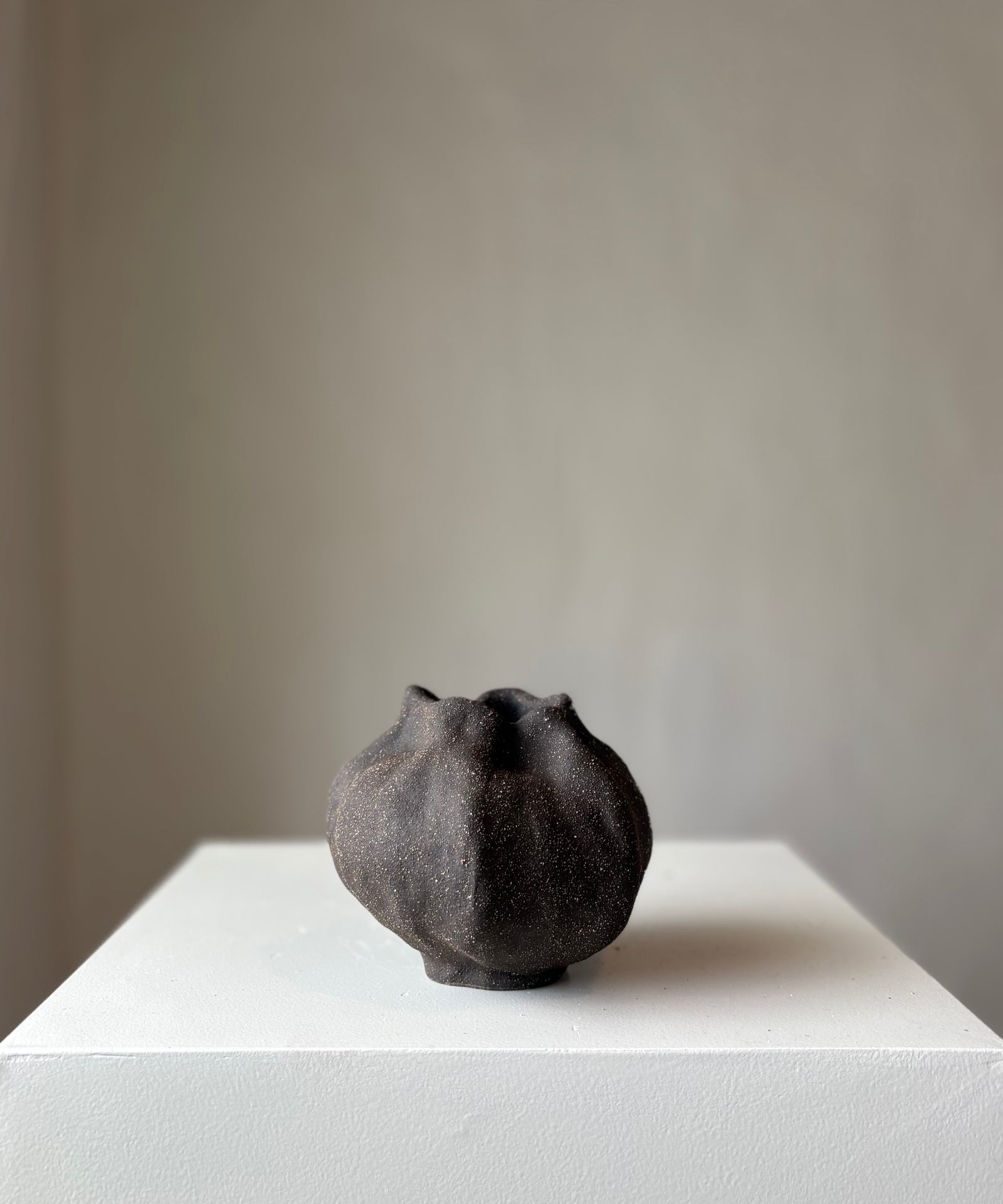 KERNE VASE SORT - MINI