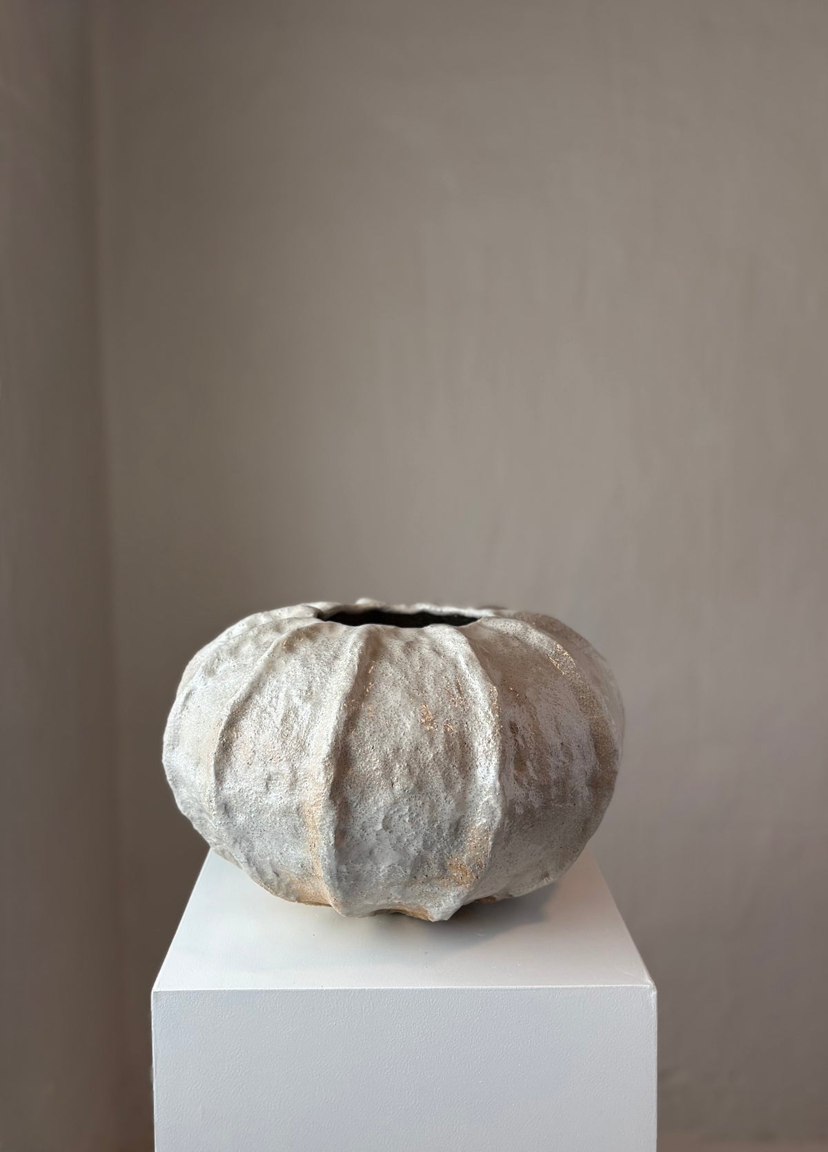 KAPSEL VASE BEIGE